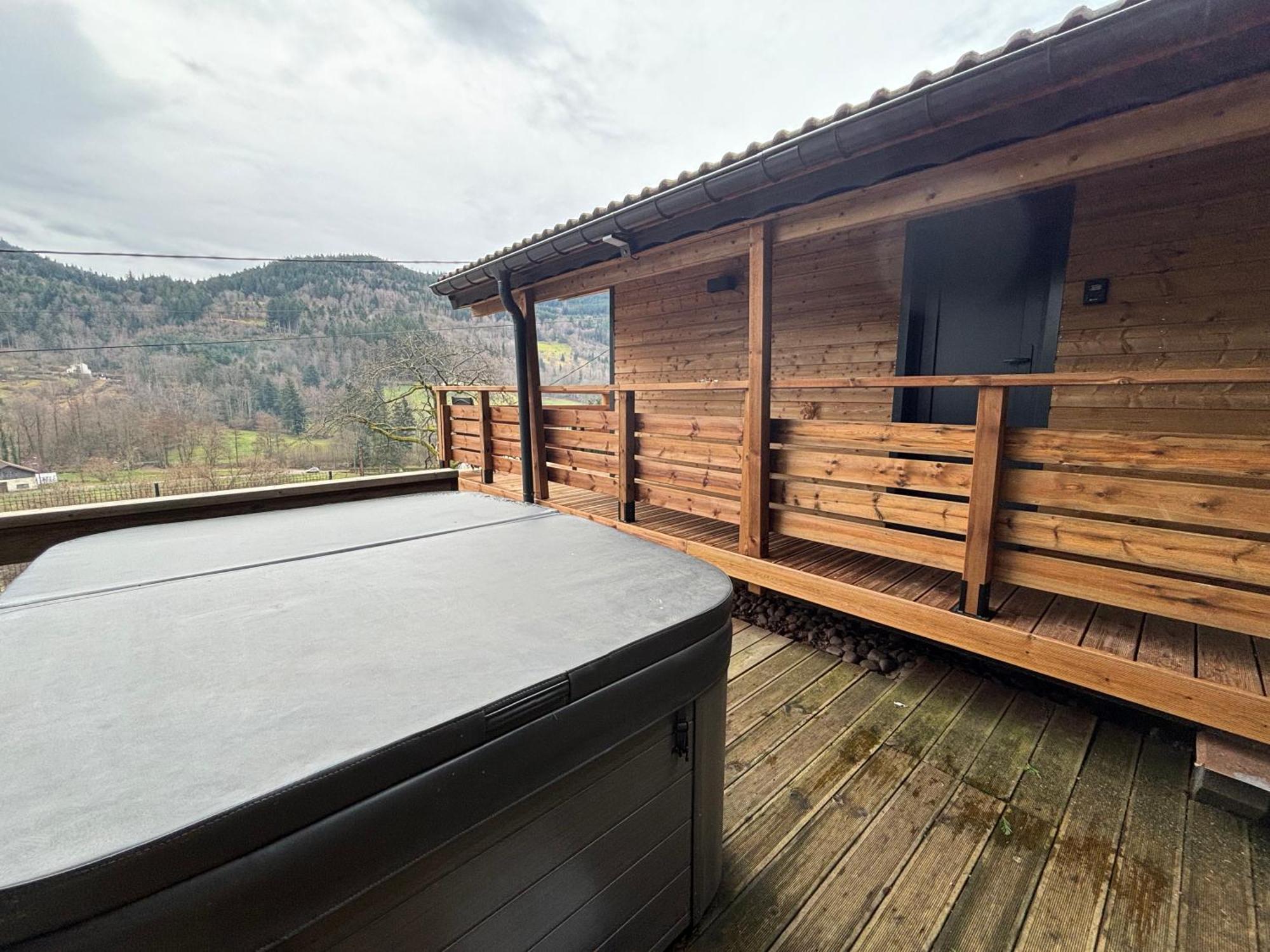 Chalet Du Faubourg & Jacuzzi, Proximite Gerardmer & La Bresse Rochesson Exteriör bild