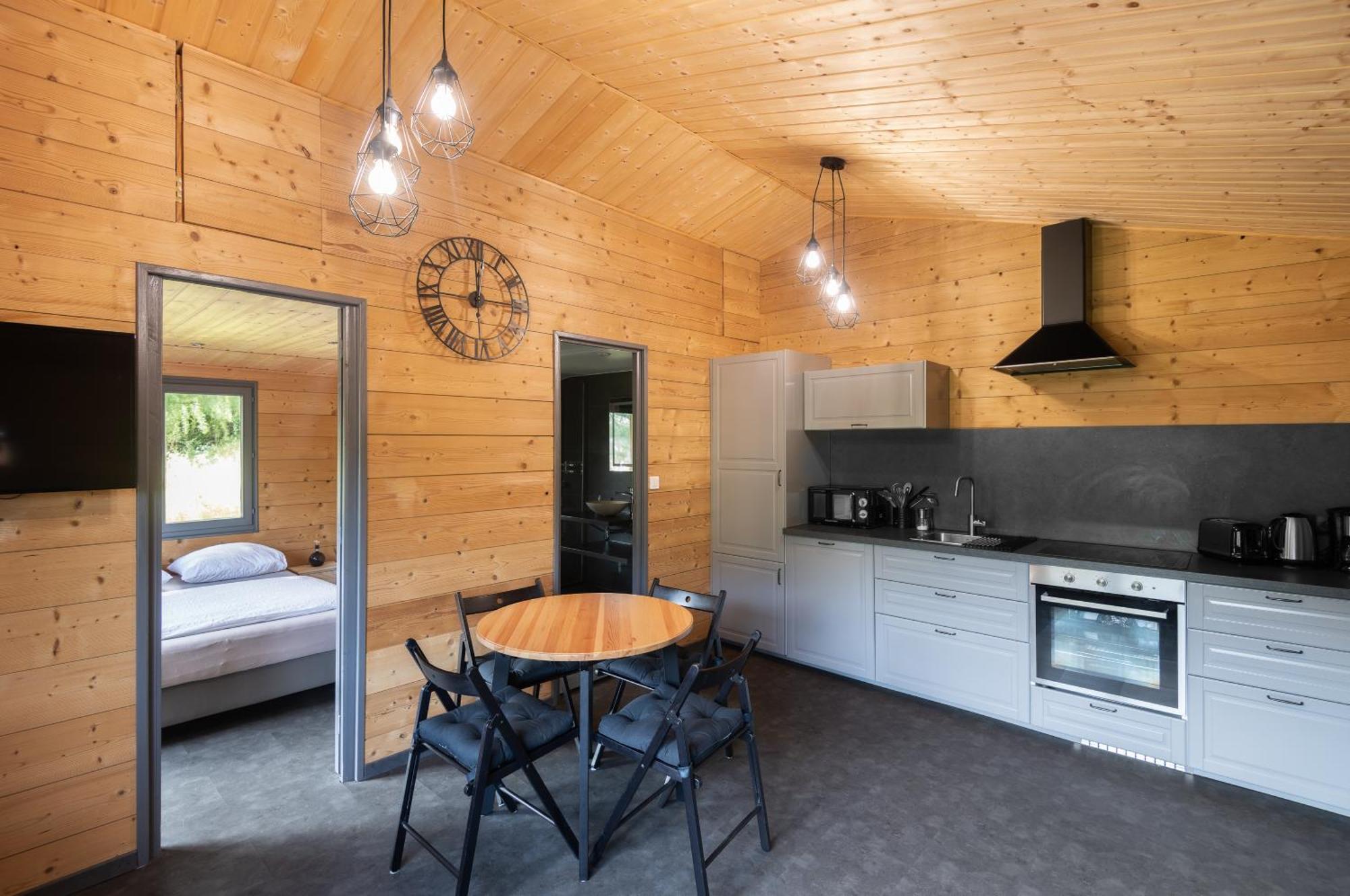 Chalet Du Faubourg & Jacuzzi, Proximite Gerardmer & La Bresse Rochesson Exteriör bild