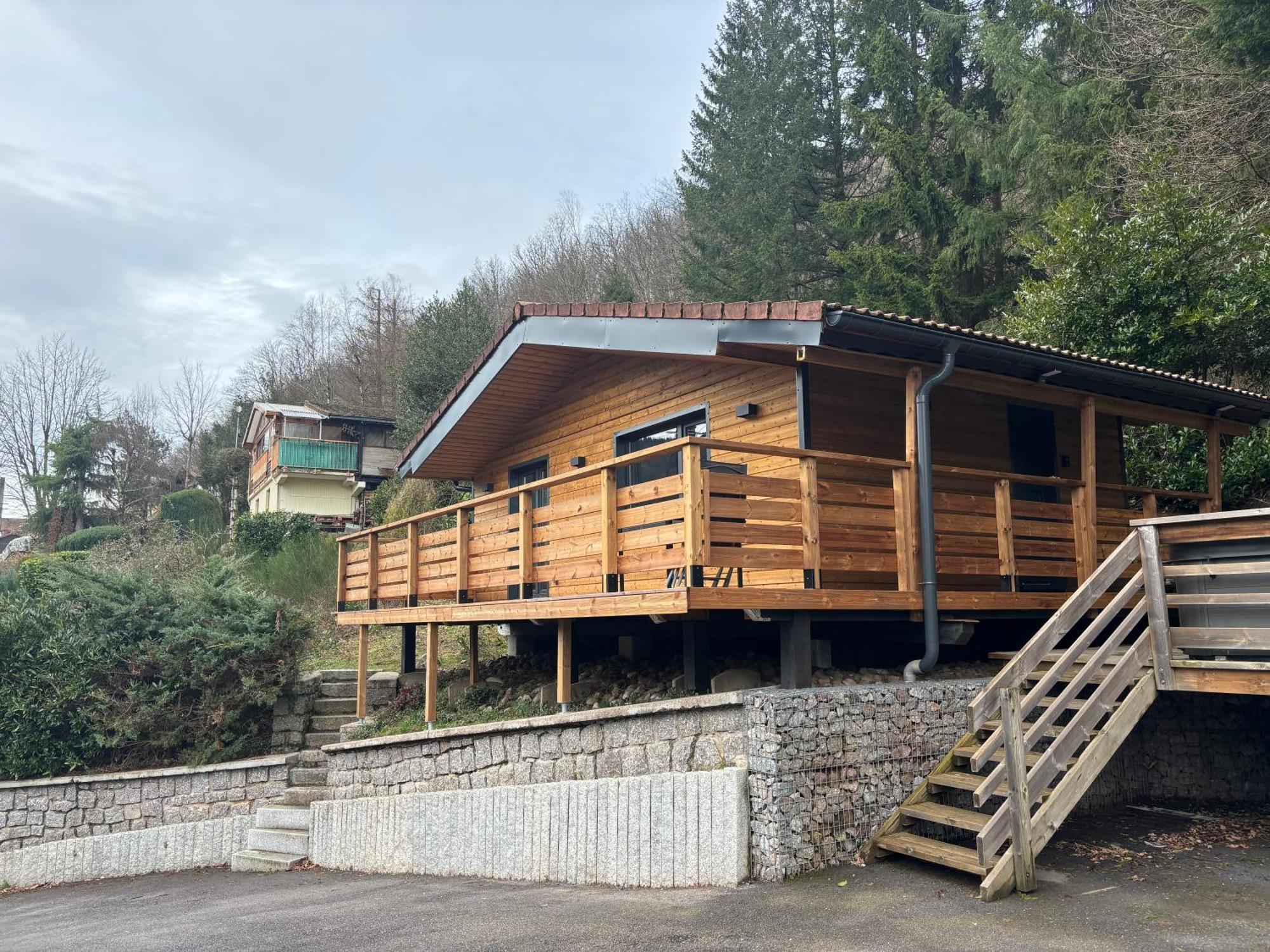 Chalet Du Faubourg & Jacuzzi, Proximite Gerardmer & La Bresse Rochesson Exteriör bild